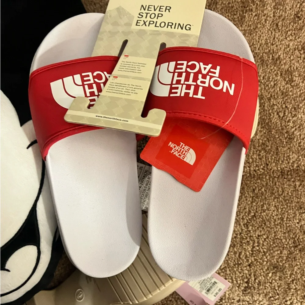 The North Face BaseCamp Slidelll - Picture 8 of 9